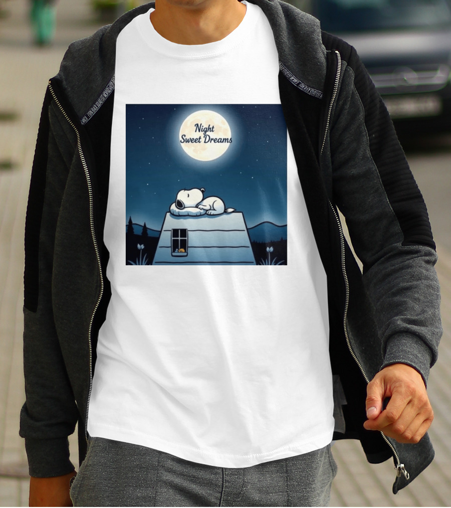 Snoopy Night Sweet Dreams Moonlight Scene Peanuts Sleeping Dog T-Shirt