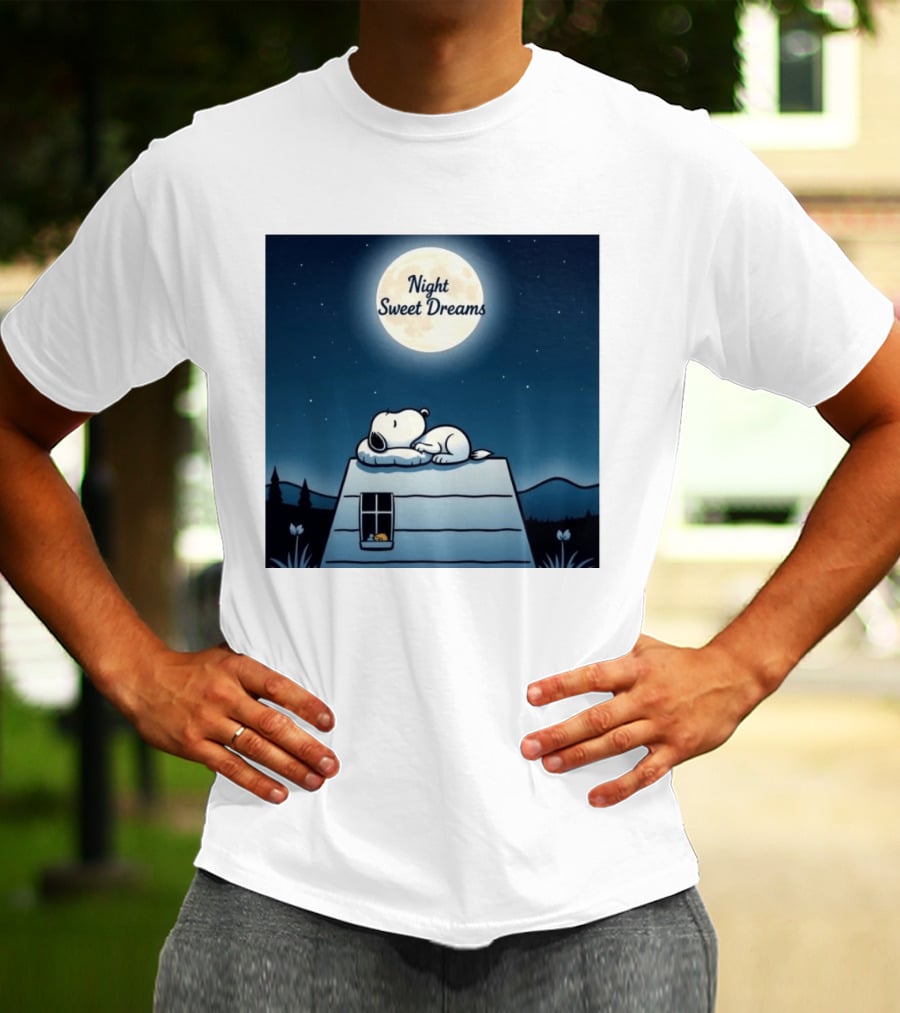 Snoopy Night Sweet Dreams Moonlight Scene Peanuts Sleeping Dog T-Shirt