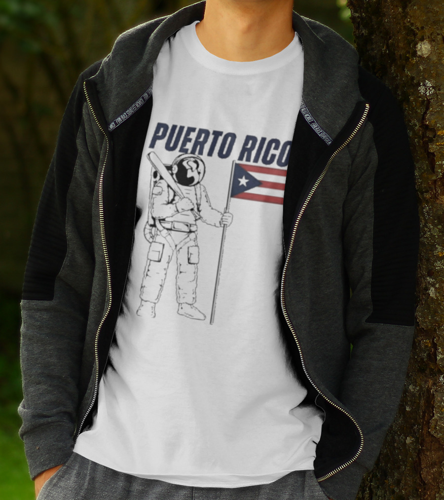 PUERTO RICO Astronaut Holding Baseball Bat Puerto Rican Flag T-Shirt