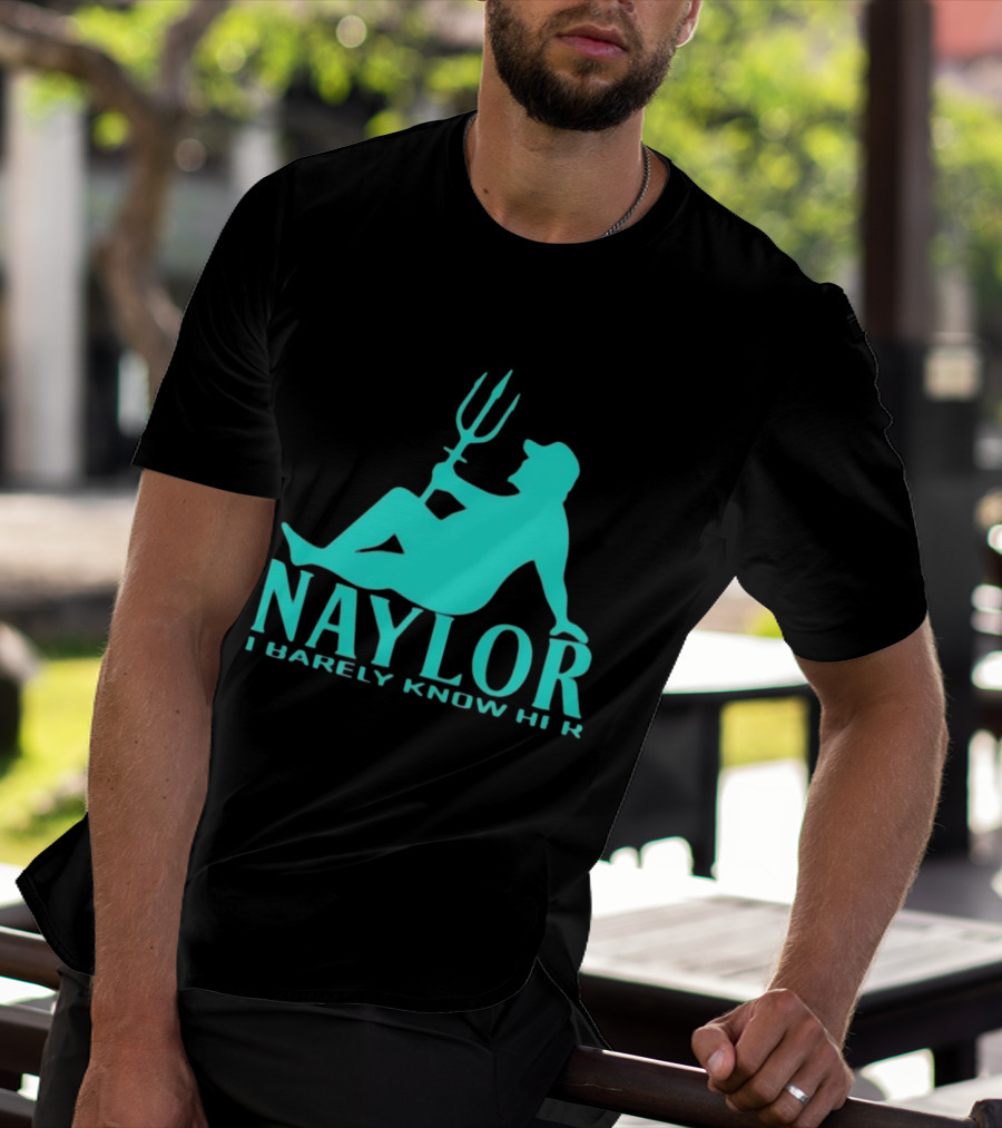 Naylor I Barely Know Her Mariners Trident Pose T-Shirt