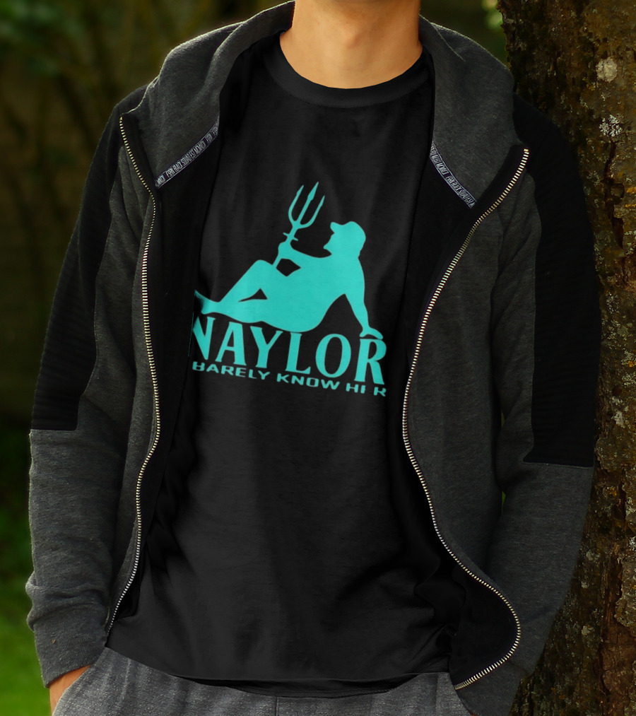 Naylor I Barely Know Her Mariners Trident Pose T-Shirt