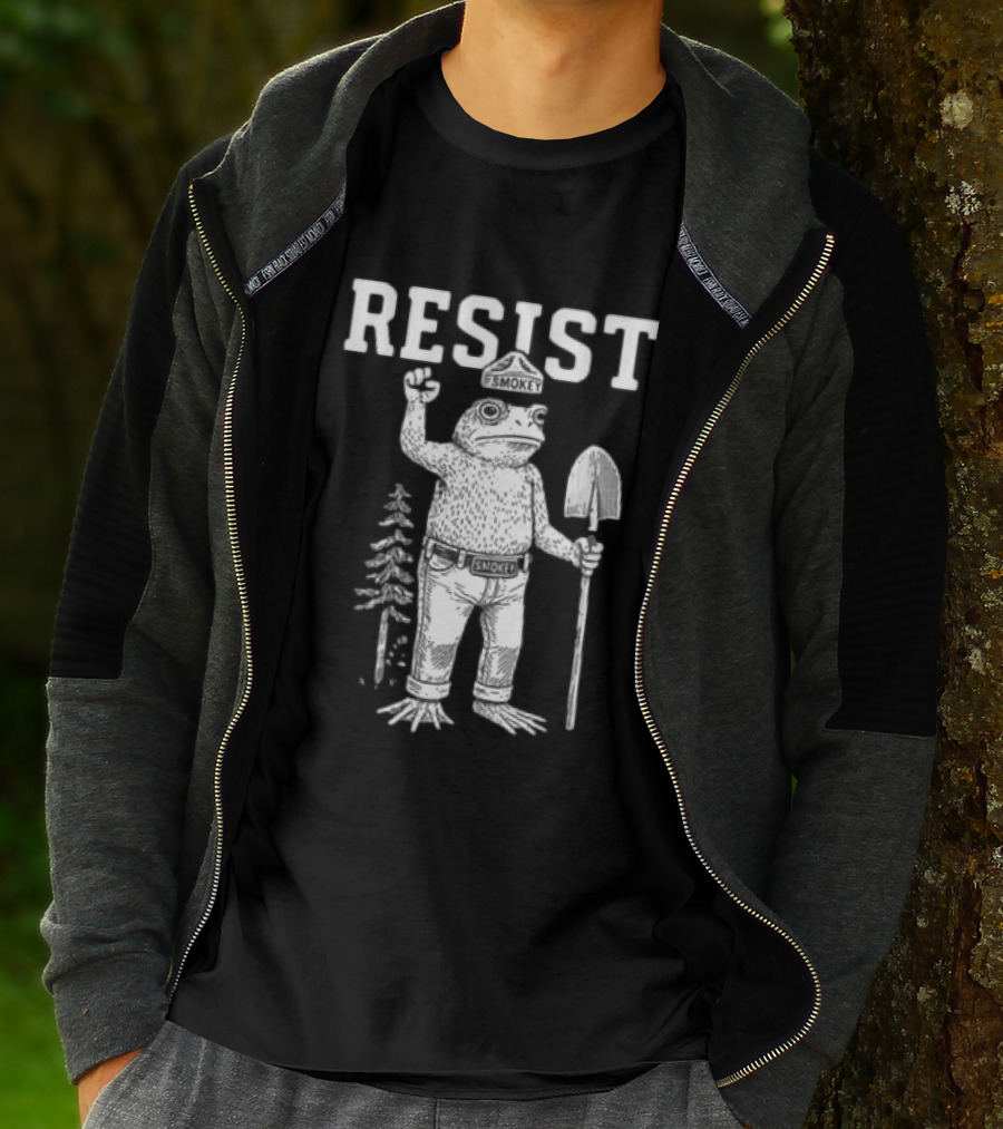 Resist Smokey Frog Portland Original Free Hat T-Shirt