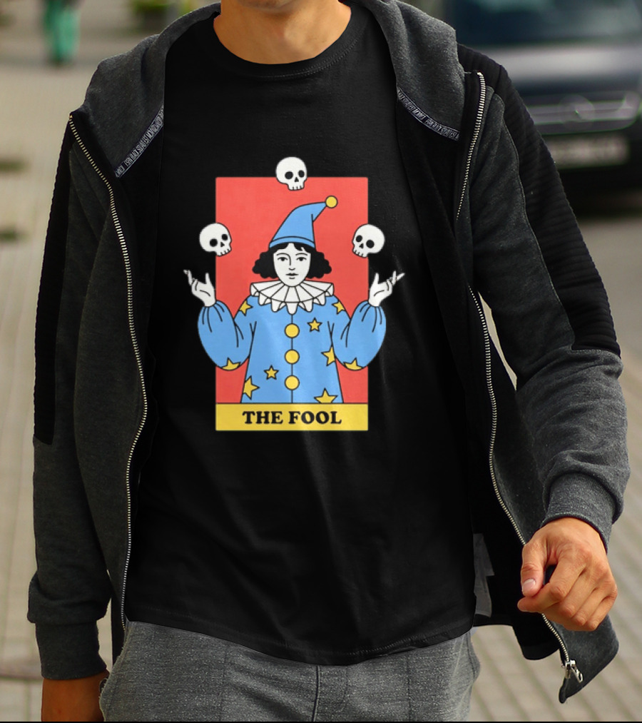 The Fool Tarot Card Jester Juggling Skulls Occult T-Shirt