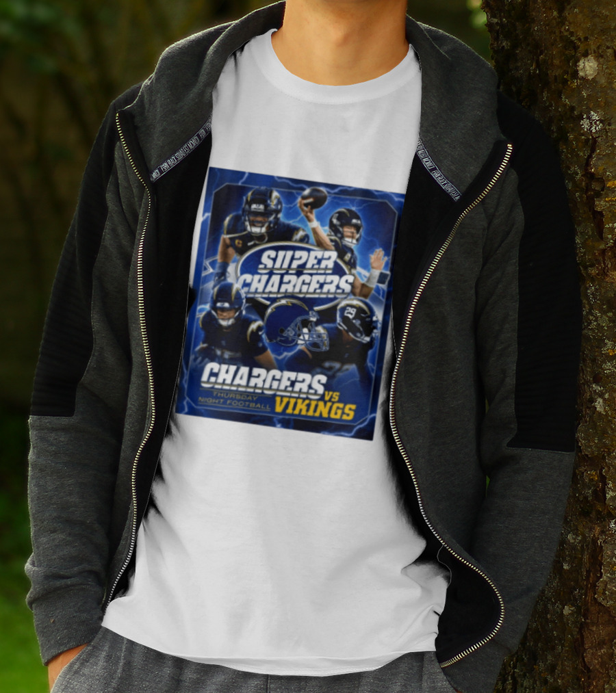 Super Chargers Vs Vikings Thursday Night Football 2025 T-Shirt