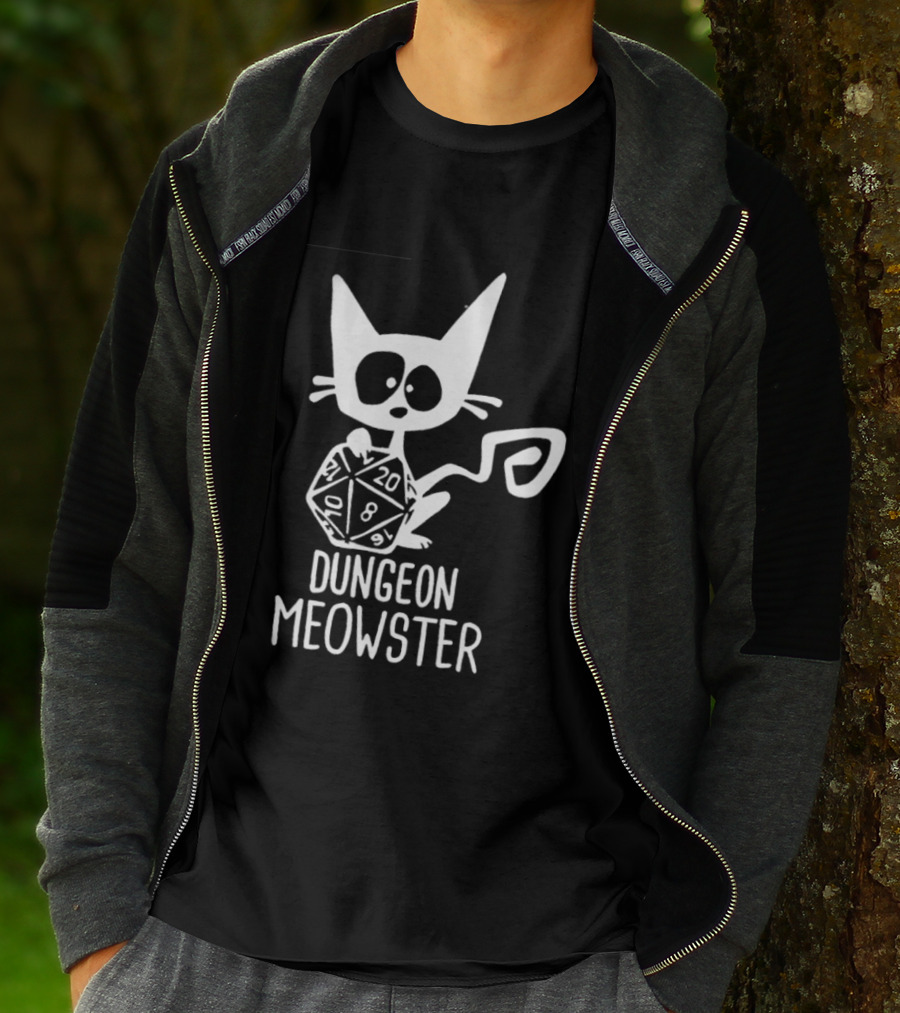 Dungeon Meowster Cat Holding D20 Dice Dungeons And Dragons T-Shirt