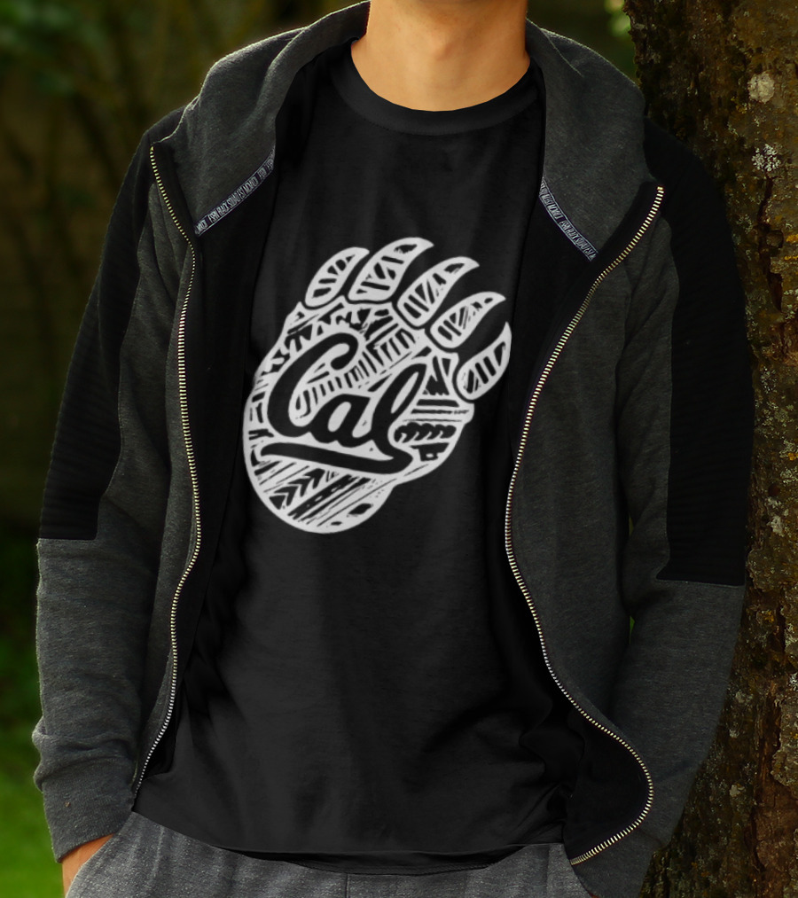 Trending Chicago Bears Football Bear Paw Cal T-Shirt