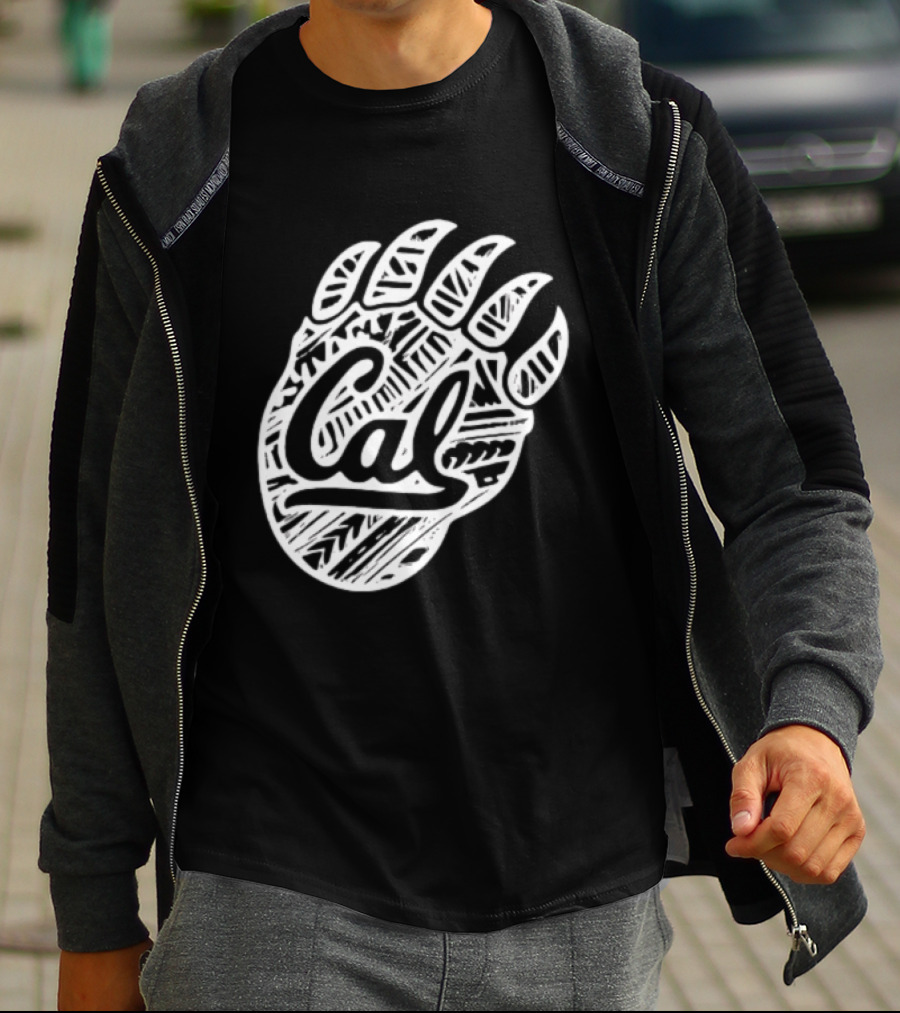 Trending Chicago Bears Football Bear Paw Cal T-Shirt