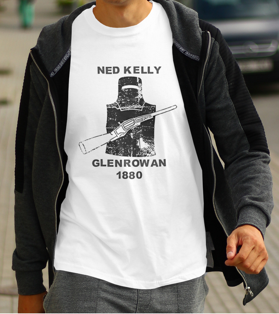 Ned Kelly Glenrowan 1880 Distressed Australian History Iconic Outlaw Image T-Shirt