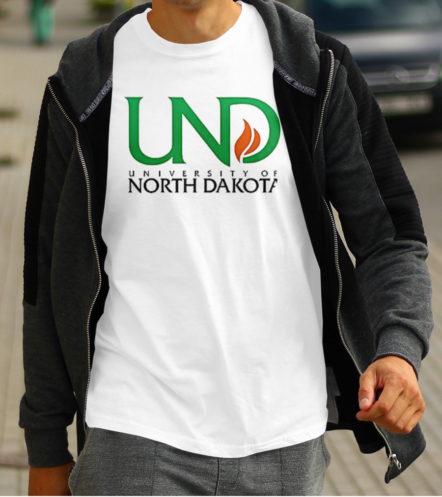 North Dakota Fighting Hawks Patriot USA Flag Charlie Kirk T-Shirt