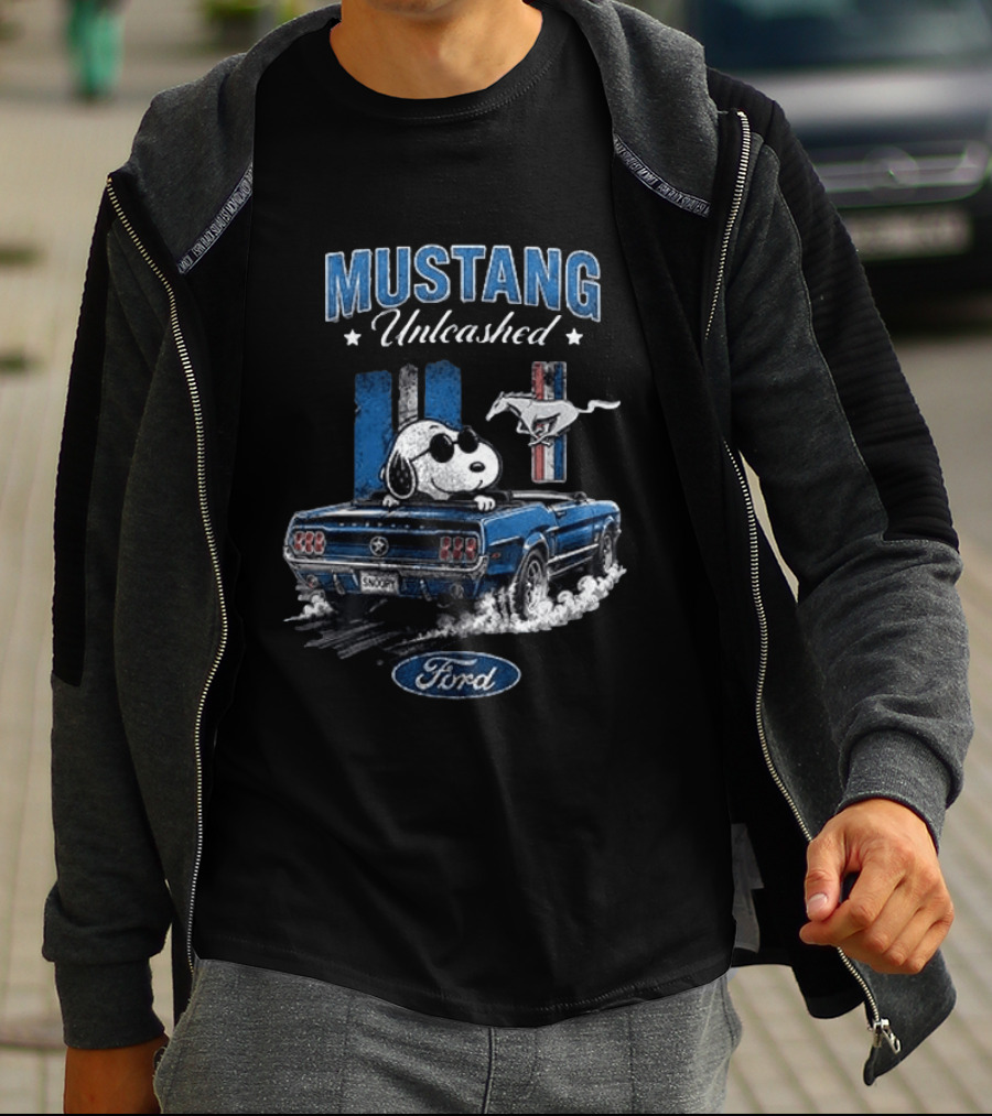 Peanuts Snoopy Mustang Unleashed Ford Collaboration T-Shirt