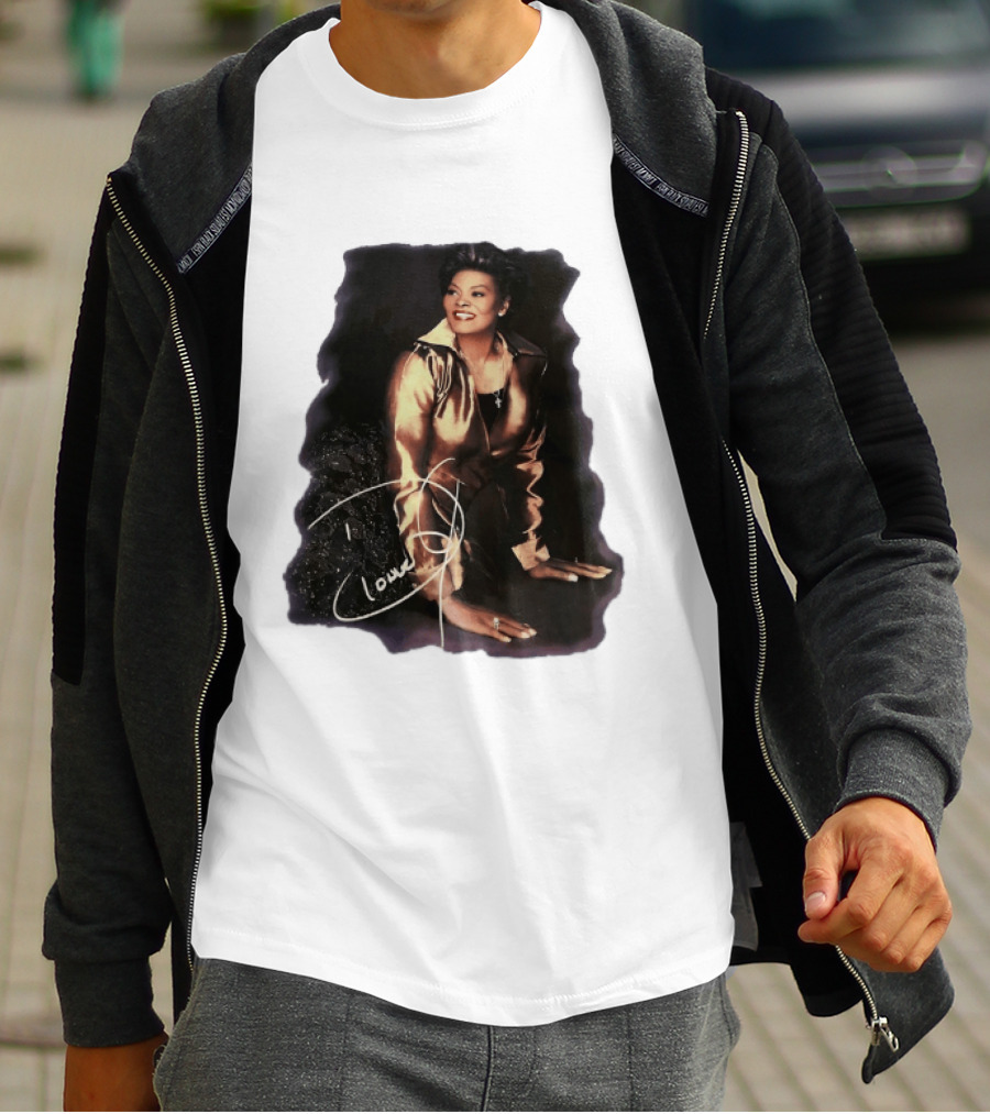 Dionne Warwick Iconic Soul Singer Legend Autographed Image T-Shirt