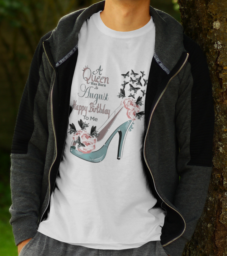 A Queen Was Born In August Happy Birthday To Me Red Floral Heel T-Shirt