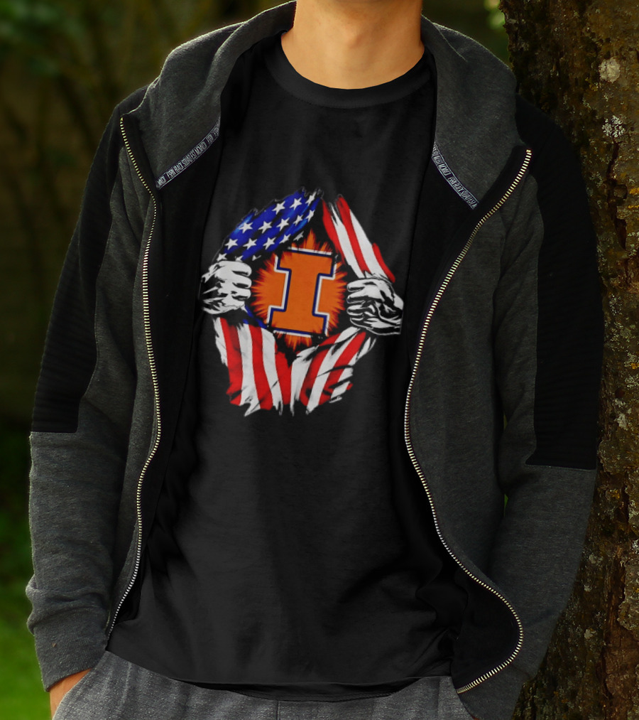 Illinois Fighting Illini I Letter American Flag Patriotic Rip T-Shirt