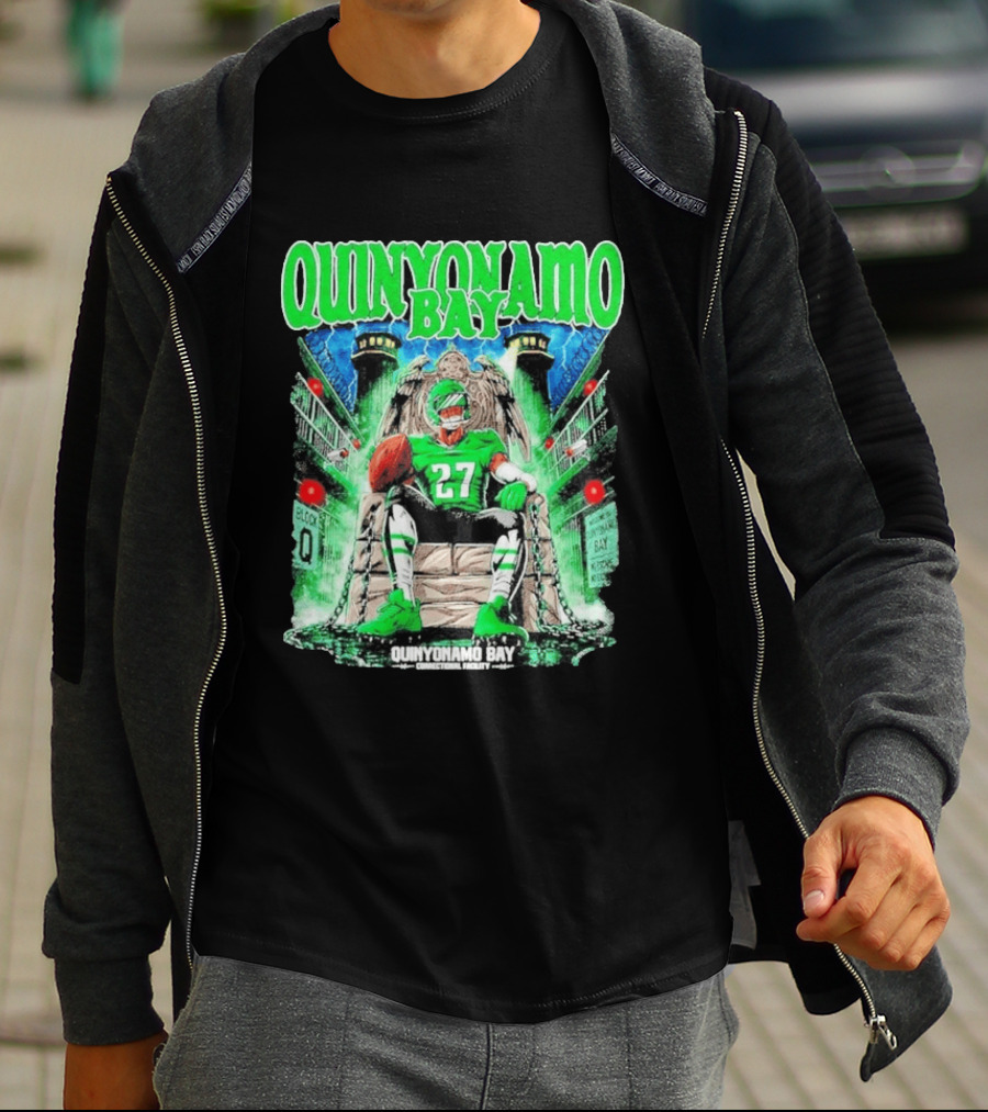 Quinyonamo Bay 27 Throne Football Block Q T-Shirt