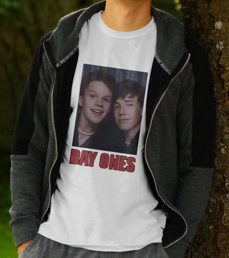 Ben Affleck Matt Damon Day Ones Friends Photobooth Nostalgia T-Shirt