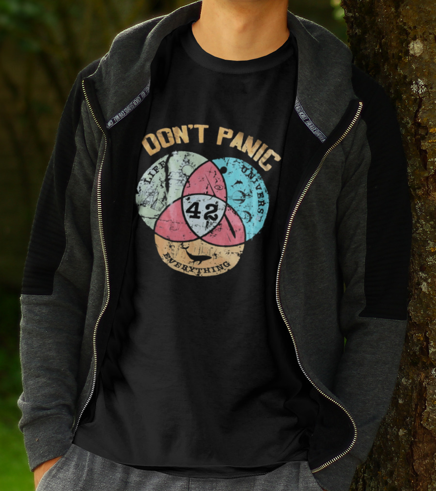 Don't Panic Life Universe Everything 42 Distressed T-Shirt