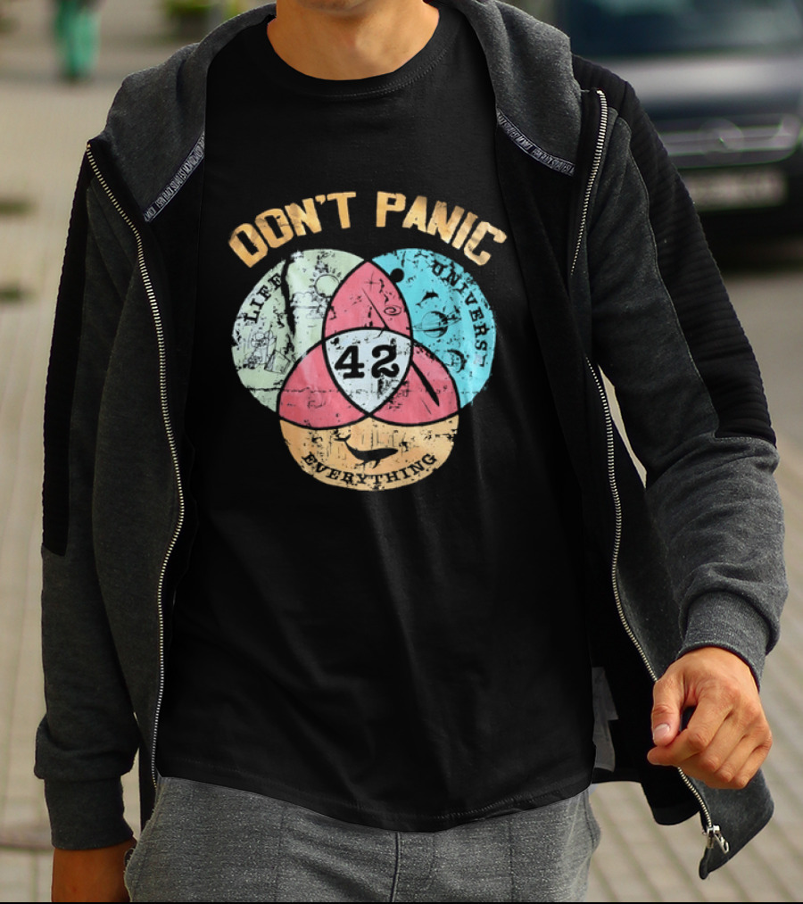 Don't Panic Life Universe Everything 42 Distressed T-Shirt