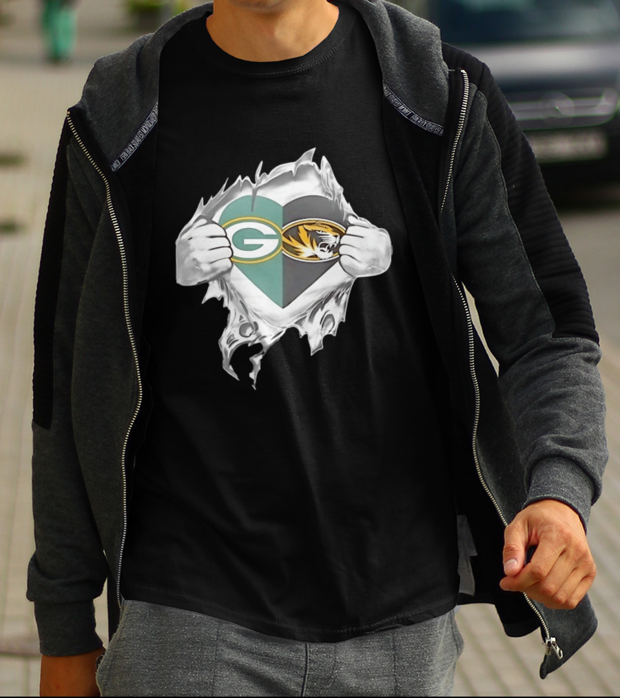 Green Bay Packers Missouri Tigers Heart Superman Chest Rip T-Shirt