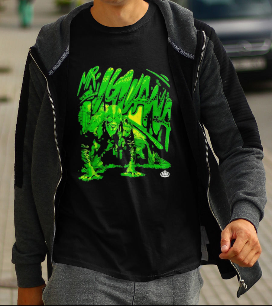 Mr Iguana AAA Lucha Libre Wrestler Crouching Masked Green Creature T-Shirt