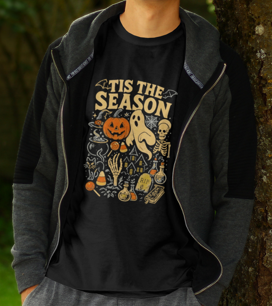 Tis The Season Halloween Pumpkin Ghost Skeleton Bats Candy T-Shirt