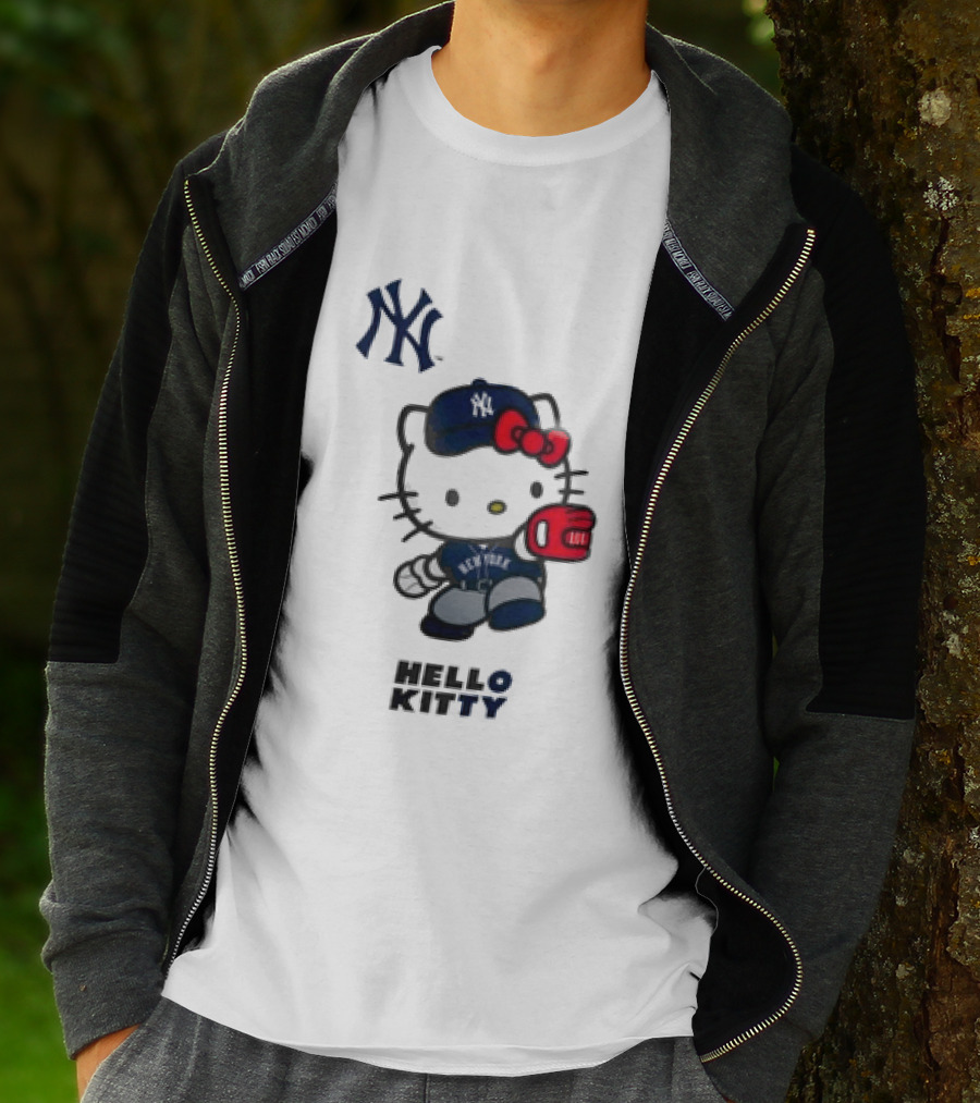 New York Yankees Hello Kitty Baseball Catcher Outfit T-Shirt
