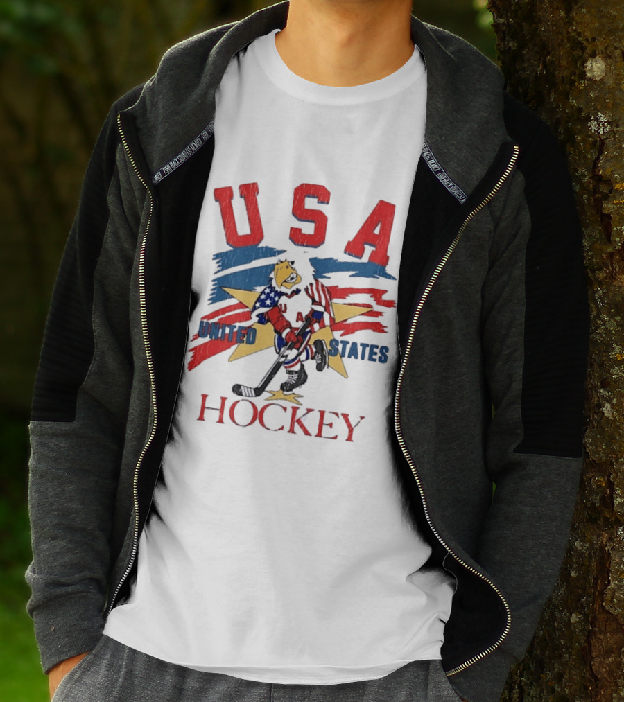 USA United States Hockey Eagle Distressed T-Shirt