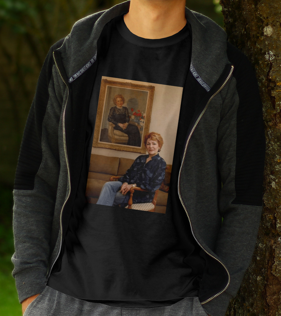 I Don't Know Who The Person In The Image Is. T-Shirt