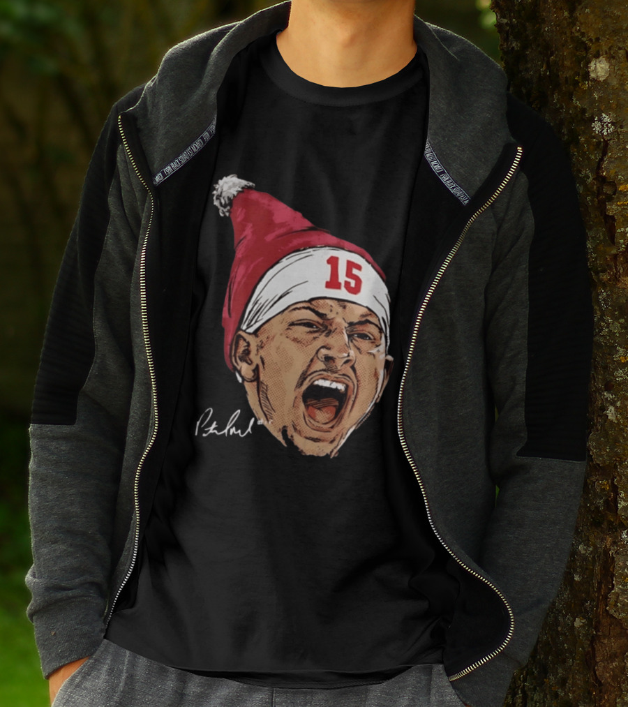 Pat Mahomes Screaming Face Red Santa Hat Number 15 Halftone Caricature T-Shirt