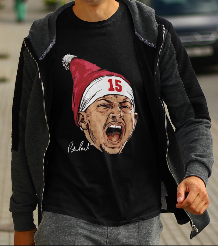 Pat Mahomes Screaming Face Red Santa Hat Number 15 Halftone Caricature T-Shirt