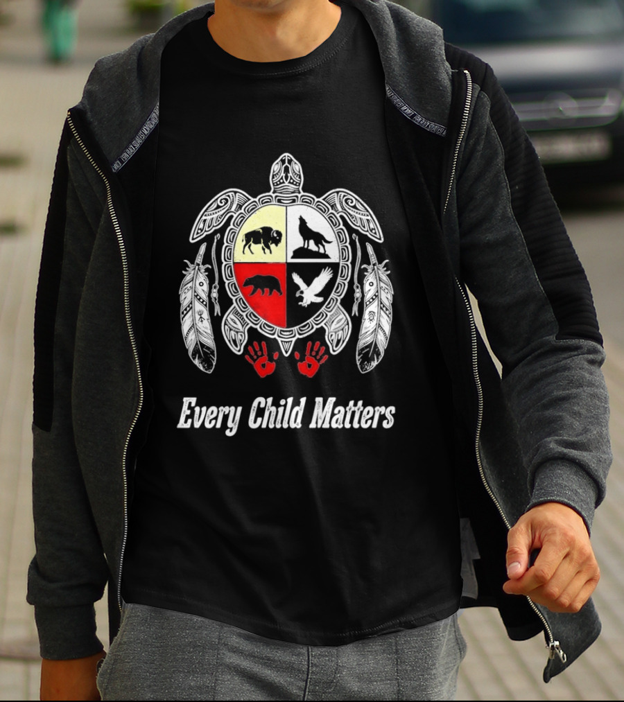 Every Child Matters Native American Turtle Medicine Wheel Feathers And Red Handprints T-Shirt