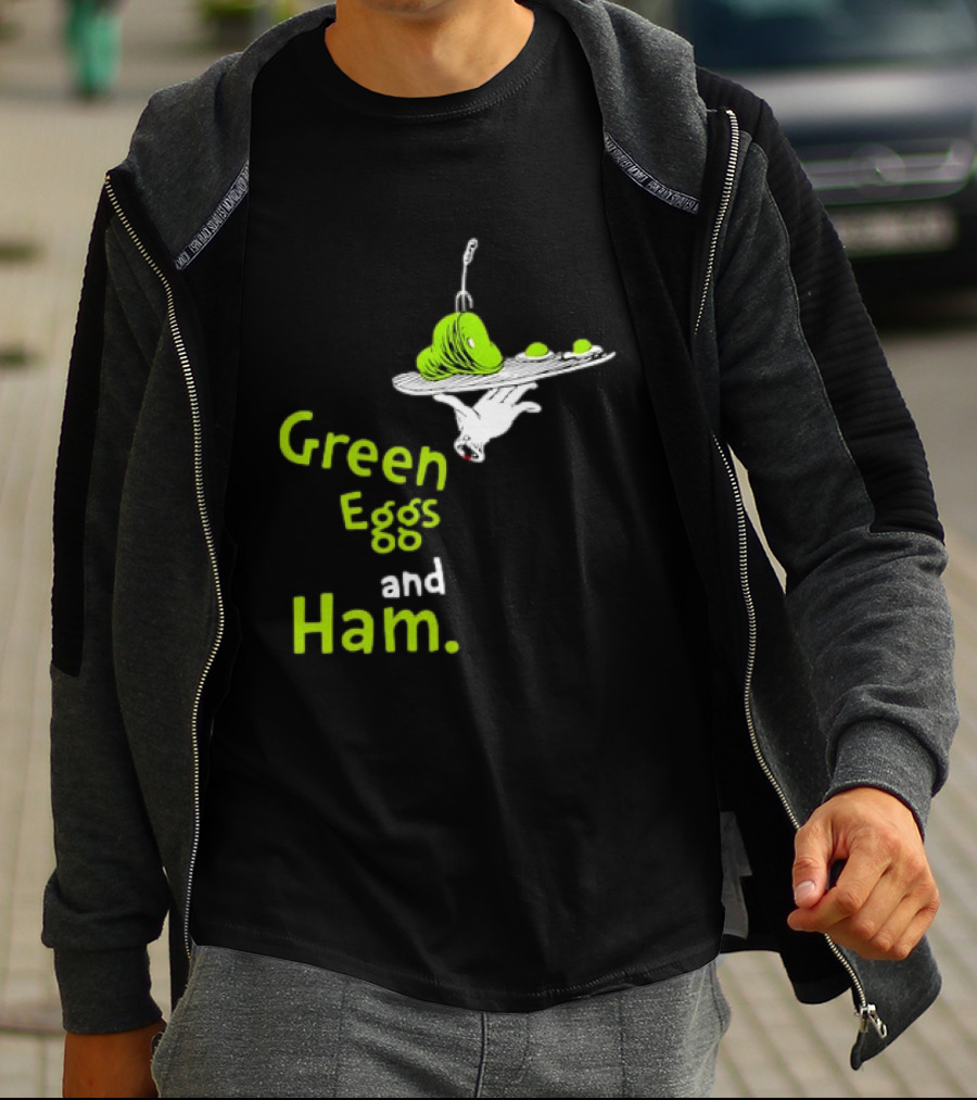 Dr Seuss Green Eggs And Ham Plate Illustration Classic Children's Book T-Shirt