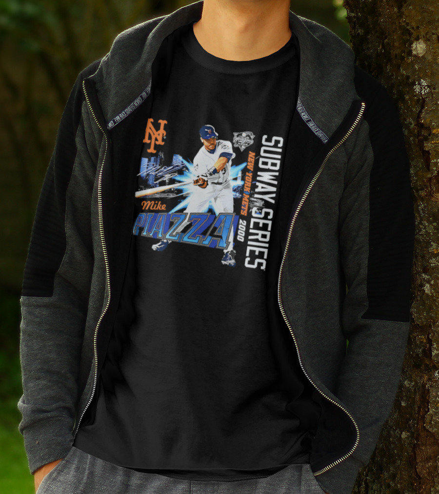 New York Mets Mike Piazza 2000 Subway Series Urban Baseball Action T-Shirt