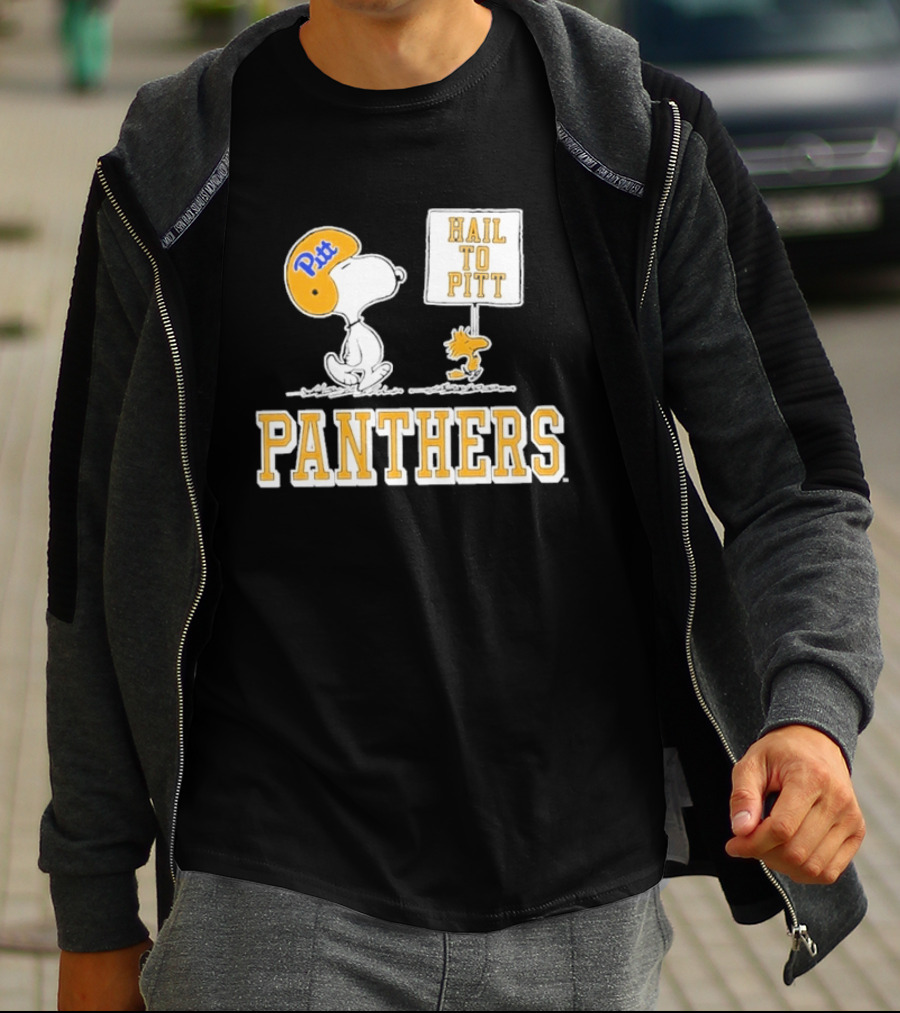 Snoopy Woodstock Hail To Pitt Panthers Peanuts Football Fan T-Shirt