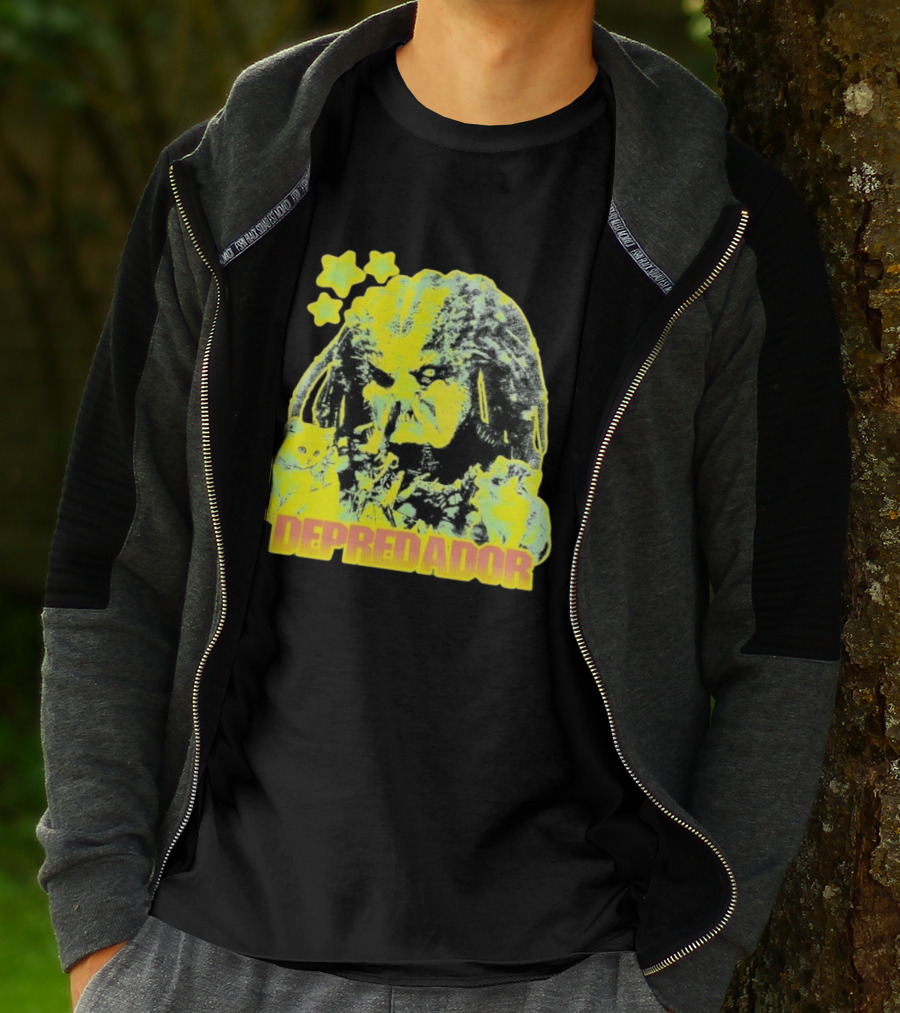 Depredador Predator Sci Fi With Kittens And Stars T-Shirt