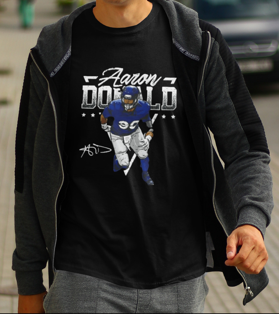 Aaron Donald Halftone Distressed Stars Player Photo T-Shirt