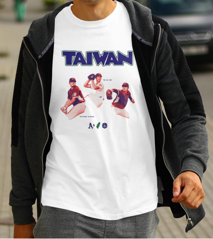 Taiwan Baseball Players Heritage With Taiwan Athletics And Baseball Federation Logos T-Shirt