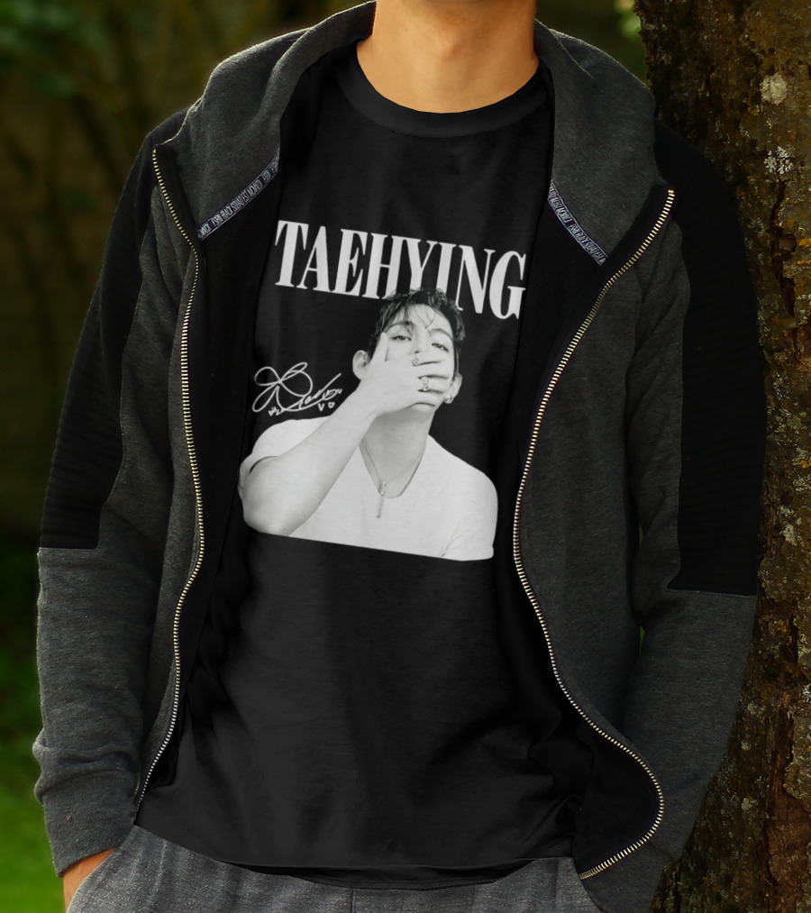 TAEHYUNG BTS V K Pop Fashion Style Signature T-Shirt