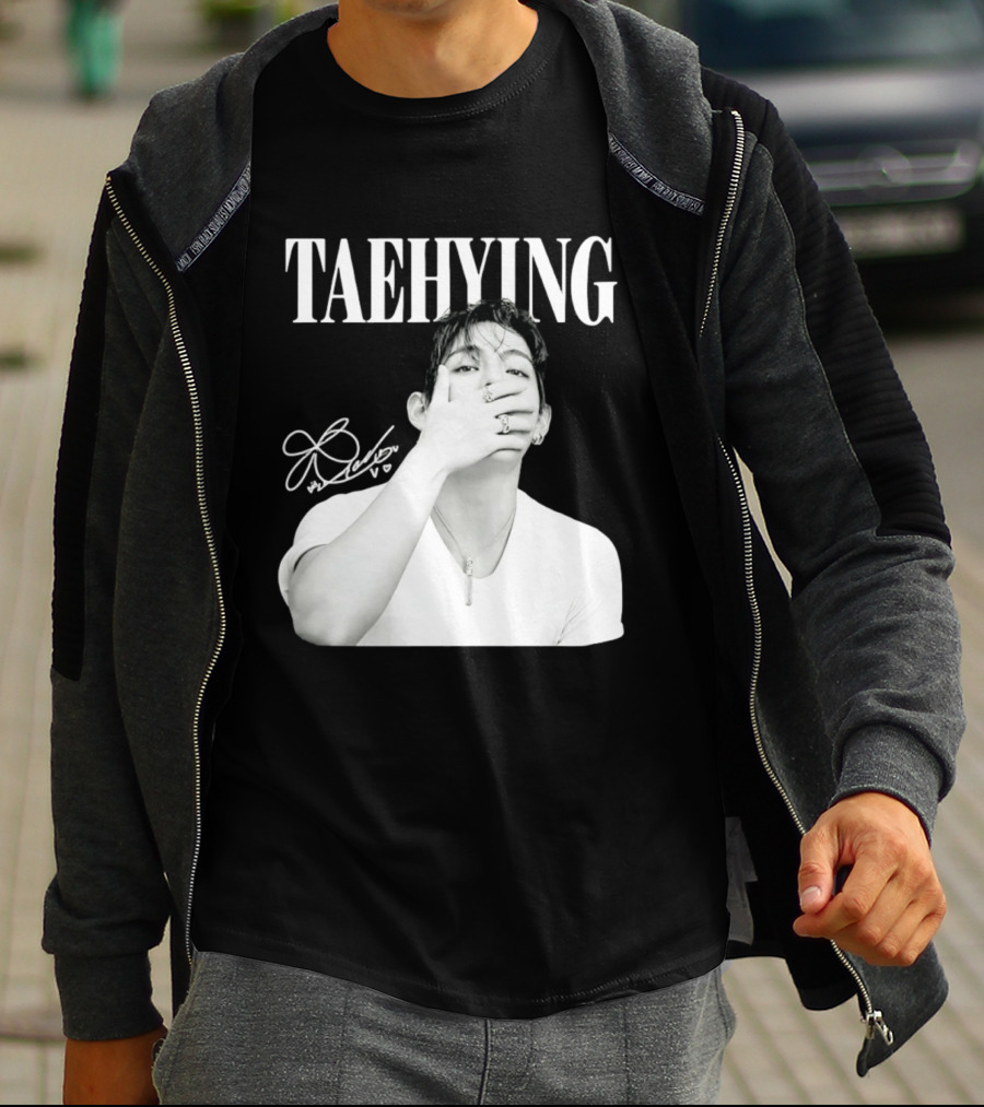 TAEHYUNG BTS V K Pop Fashion Style Signature T-Shirt