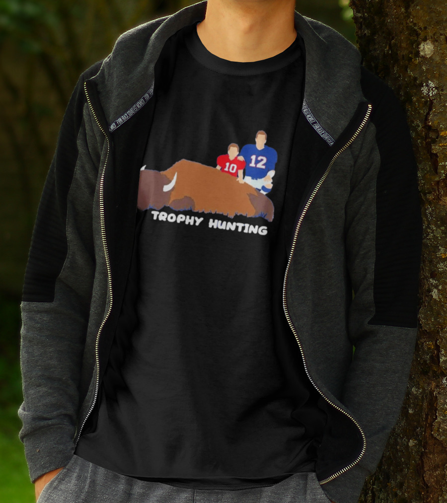 Trophy Hunting Tom Brady And Drake Maye Patriots Buffalo Bills T-Shirt