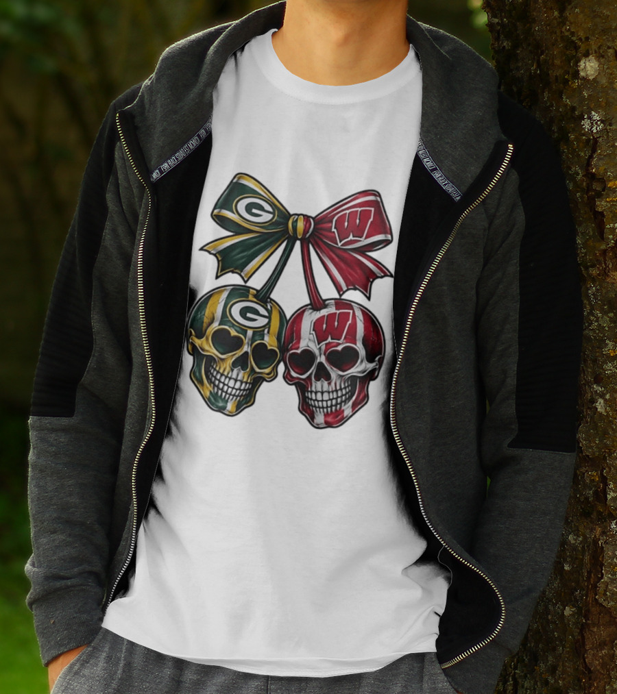 Green Bay Packers Wisconsin Badgers Skulls Bow T-Shirt