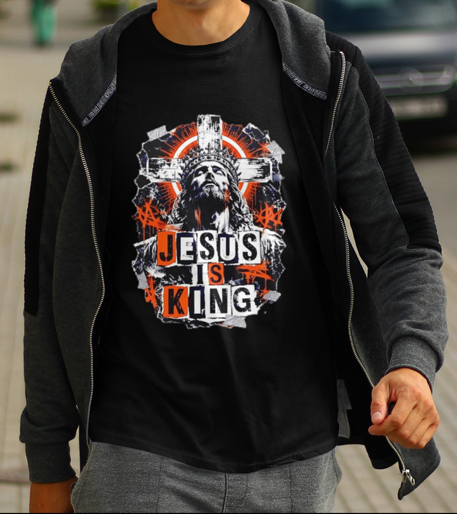 Jesus Is King Distressed Cross Grunge Style Bold Print T-Shirt