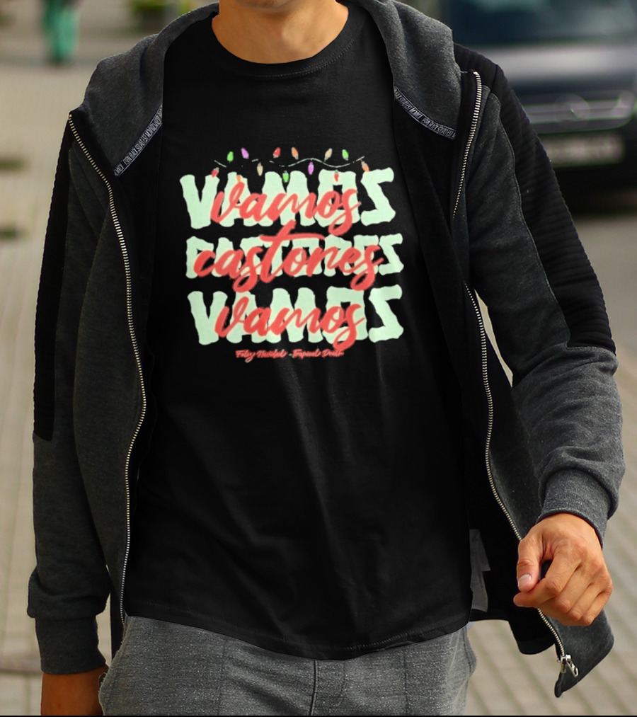 Vamos Castores Vamos Lightning Christmas Holiday Lights T-Shirt