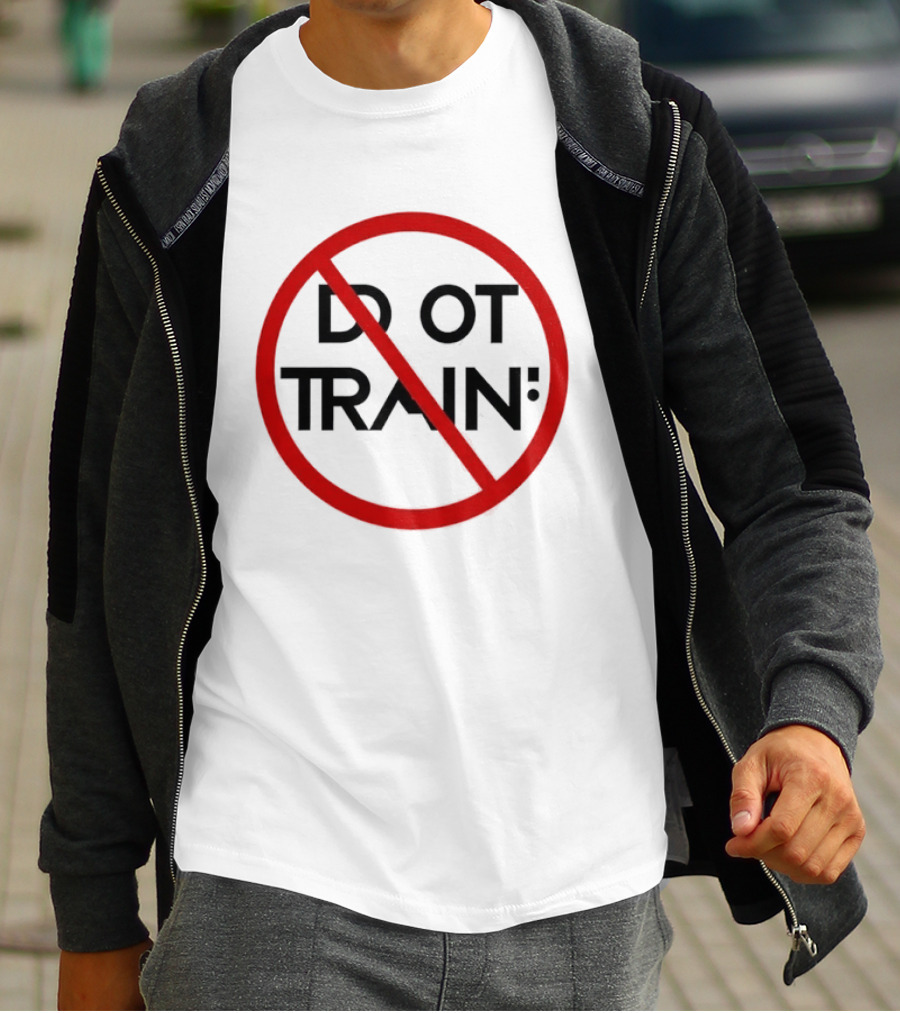 Do Not Train AI Artificial Intelligence Warning T-Shirt