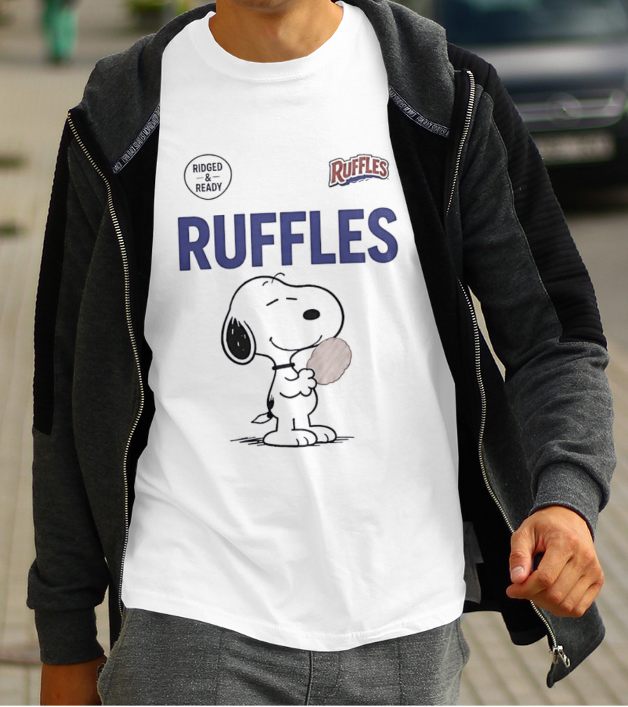 Ruffles Ridged And Ready Peanuts Snoopy Eating Chips T-Shirt