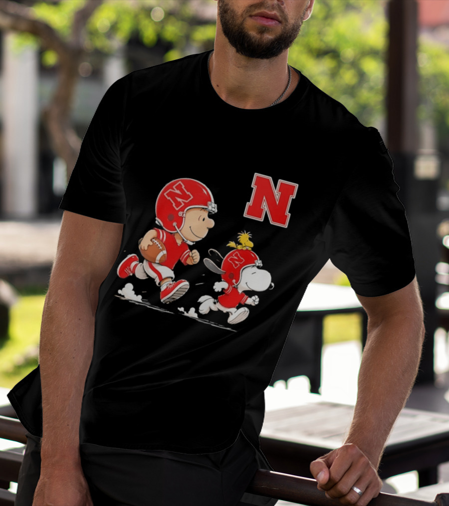 Charlie Brown Woodstock Snoopy Nebraska Cornhuskers Football Helmets T-Shirt