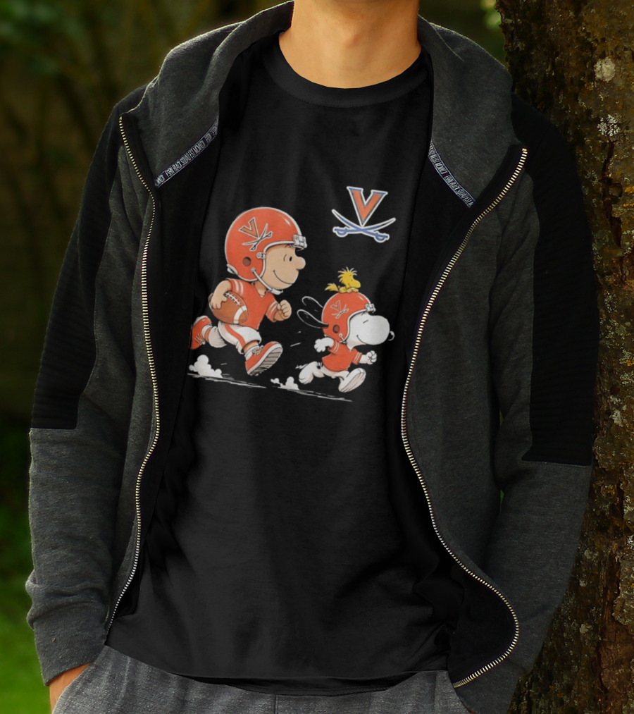 Charlie Brown Snoopy Woodstock Virginia Cavaliers Football Fun T-Shirt
