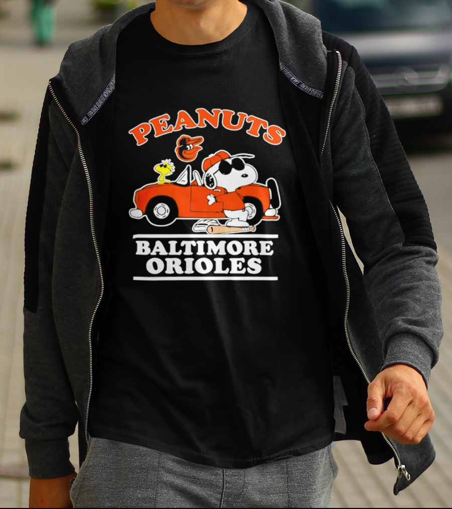 Peanuts Snoopy And Woodstock Driving Baltimore Orioles Car T-Shirt