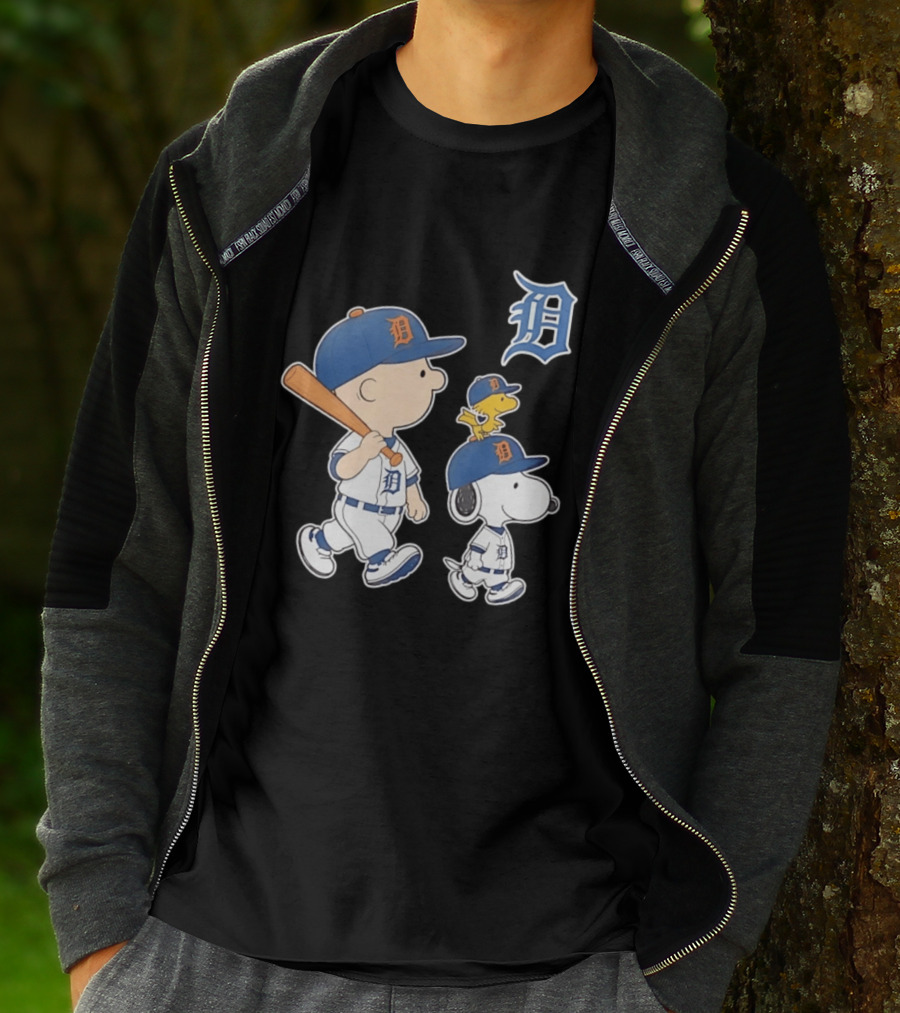 Charlie Brown Snoopy Woodstock Detroit Tigers Baseball Peanuts T-Shirt
