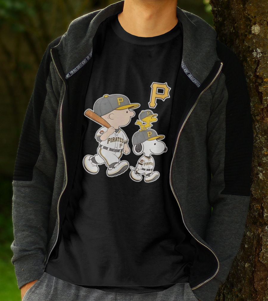 Woodstock Snoopy Charlie Brown Pittsburgh Pirates Baseball P T-Shirt