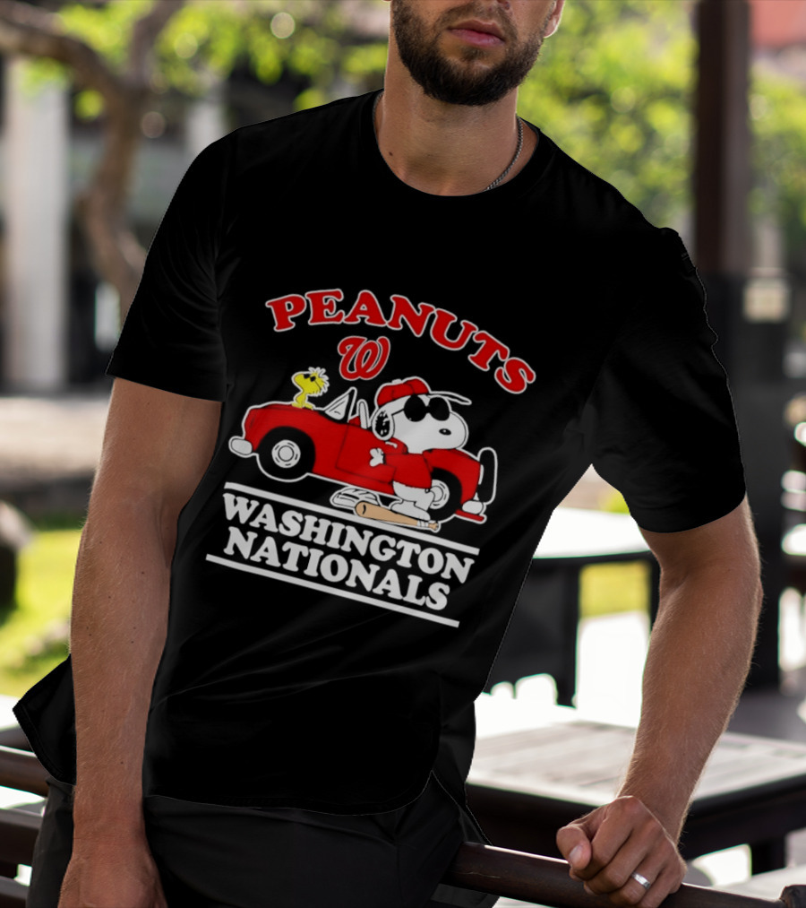 Peanuts Snoopy Woodstock Washington Nationals Baseball Car T-Shirt